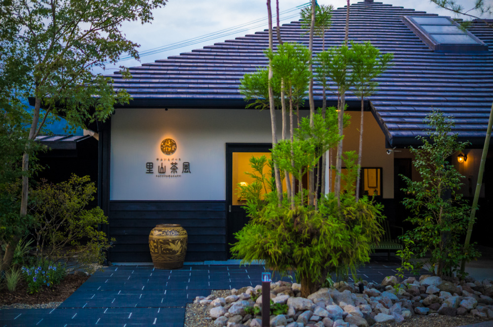 里山茶風 - 由布院のカジュアル旅館